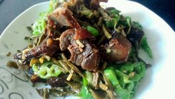 酸豆角腊鸭