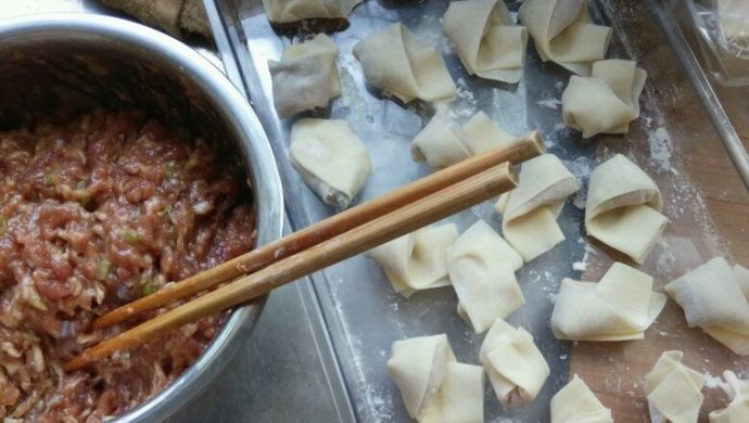 海参馄饨，给小朋友吃的