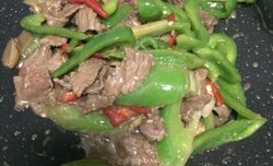 青椒炒牛肉