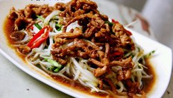 翡翠银牙炒肉丝