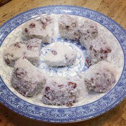 椰蓉椰汁红豆糕