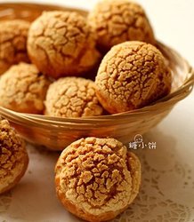 【香草卡仕达酥皮泡芙】