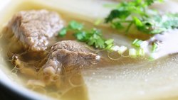 清汤牛腩
