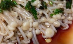 热乎乎～葱油金针菇