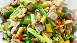 家常酸辣爆炒鸡胗