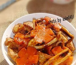 鱿鱼干烧肉