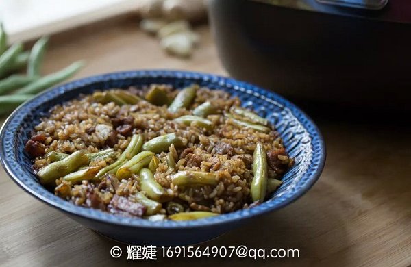 盖锅盖焖扁豆会影响毒素挥发吗？扁豆焖饭