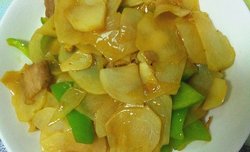 土豆青椒炒肉片