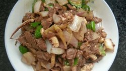 牛肉小炒鱿鱼