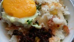 电饭煲自制玉米粒腊肠煲仔饭