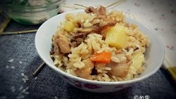 土豆鸡腿肉焖饭