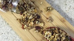 格兰诺拉燕麦片（granola）