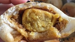 全麦麻薯肉松蛋黄面包
