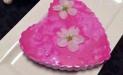 火龙果汁樱花慕斯