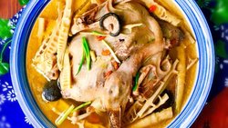 宴客必备 笋干老鸭煲