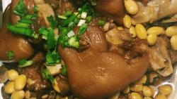 黄豆焖猪脚，吃出胶原蛋白！