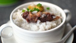 焖烧腊鸭头稀饭