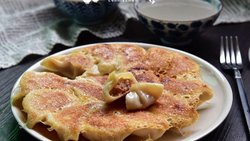 白芦笋虾仁煎饺