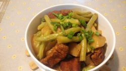 大喜大牛肉粉试用之土豆四季豆烧排骨