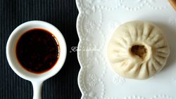 Eva's Kitchen | 鲜嫩多汁的牛肉洋葱包子