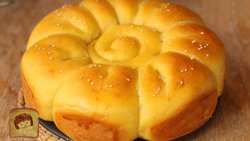 南瓜莲蓉大面包