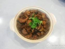 小鸡炖蘑菇