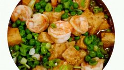 虾仁鸡丁豆腐煲