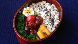 家乡咸肉菜饭便当