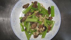 牡蛎虾米炒西芹