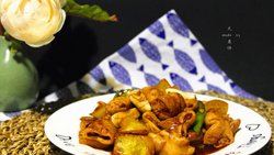 在家也能轻松做—溜肥肠