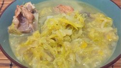 酸菜排骨