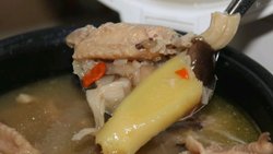 人参大补炖鸡汤