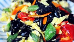 丝瓜木耳炒鸡蛋