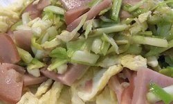 韭黄鸡蛋培根小炒