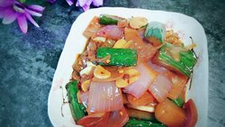 爆炒黄瓜洋葱