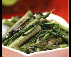 清炒红菜苔