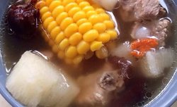 山药玉米红枣排骨汤