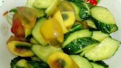 凉拌黄瓜变蛋（皮蛋）制作简单，吃着爽口