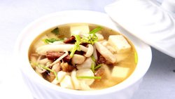 菌菇鸡汁豆腐汤