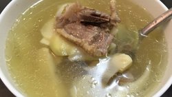 老鸭母笋汤