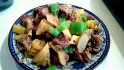 菠萝鸭
