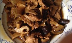 香菇炒肉片