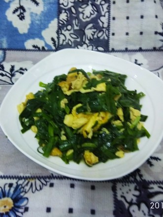 乌鸡蛋炒韭菜