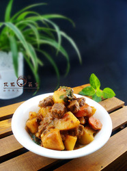 番茄土豆炖牛肉