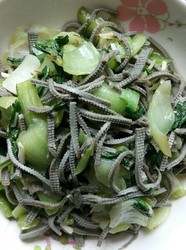 油菜炒黑豆腐丝