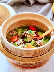 青萝卜牛腩煲