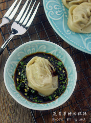 蒸芹菜鲜肉馄饨