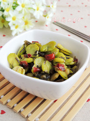 雪菜炒蚕豆