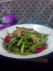 泡椒通心菜杆