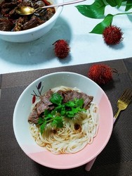【六六大顺】卤牛肉面